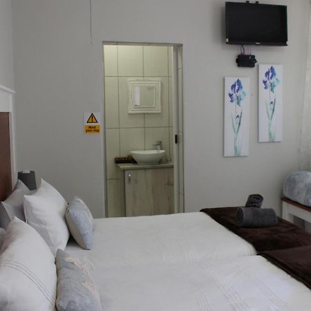 Hotel Tranquility Self Catering Lüderitz Zewnętrze zdjęcie