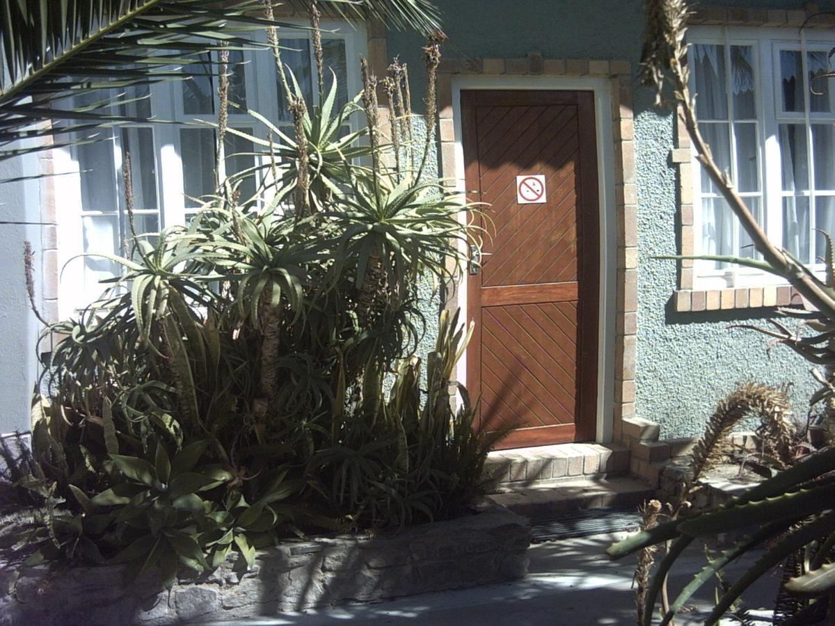 Hotel Tranquility Self Catering Lüderitz Zewnętrze zdjęcie