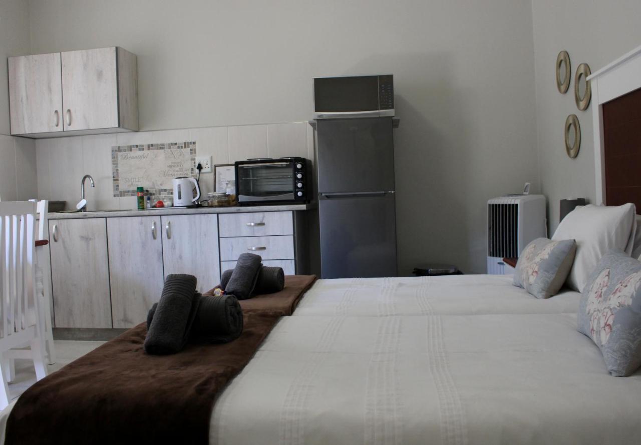 Hotel Tranquility Self Catering Lüderitz Zewnętrze zdjęcie